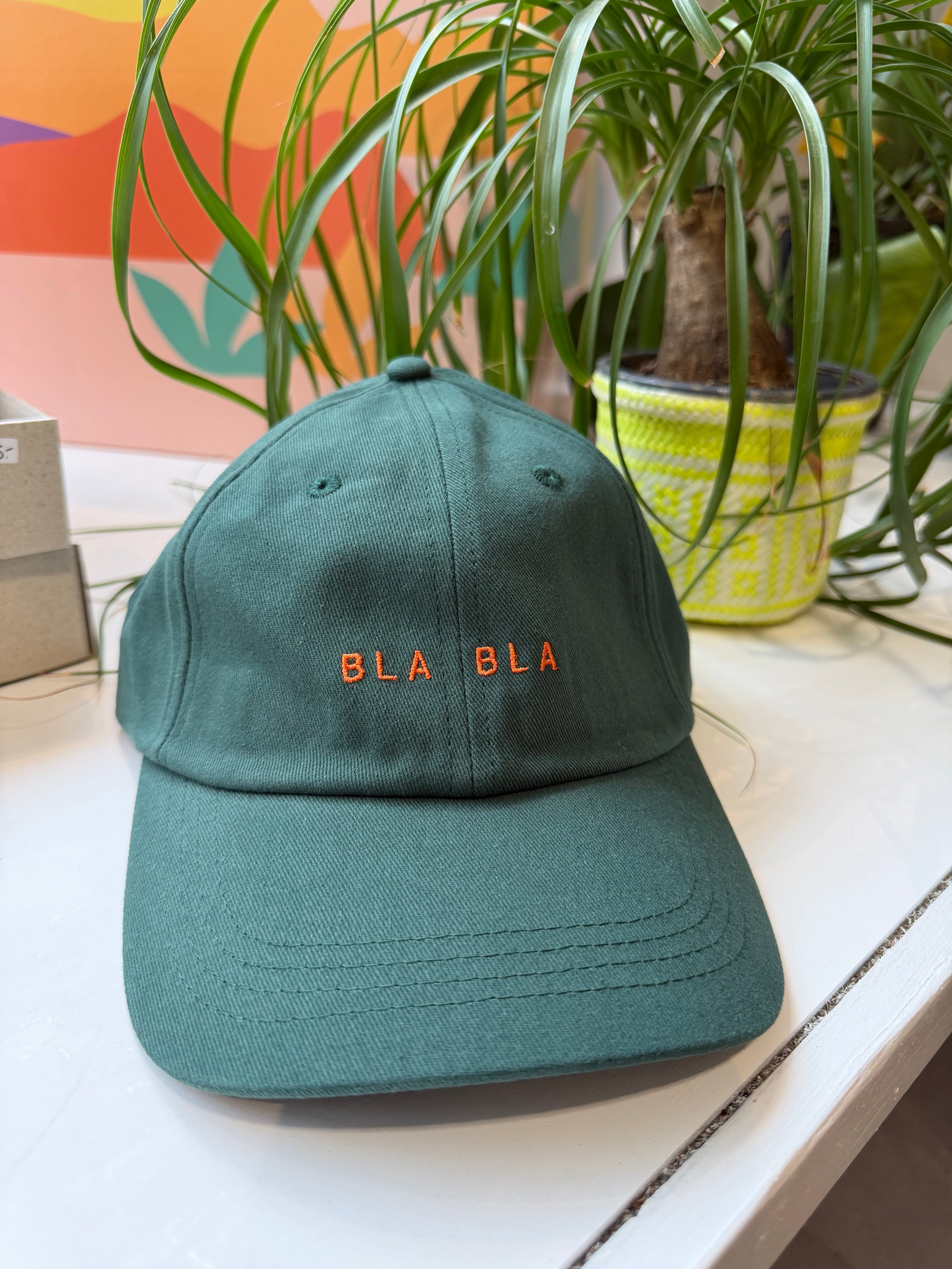 Hat bla bla