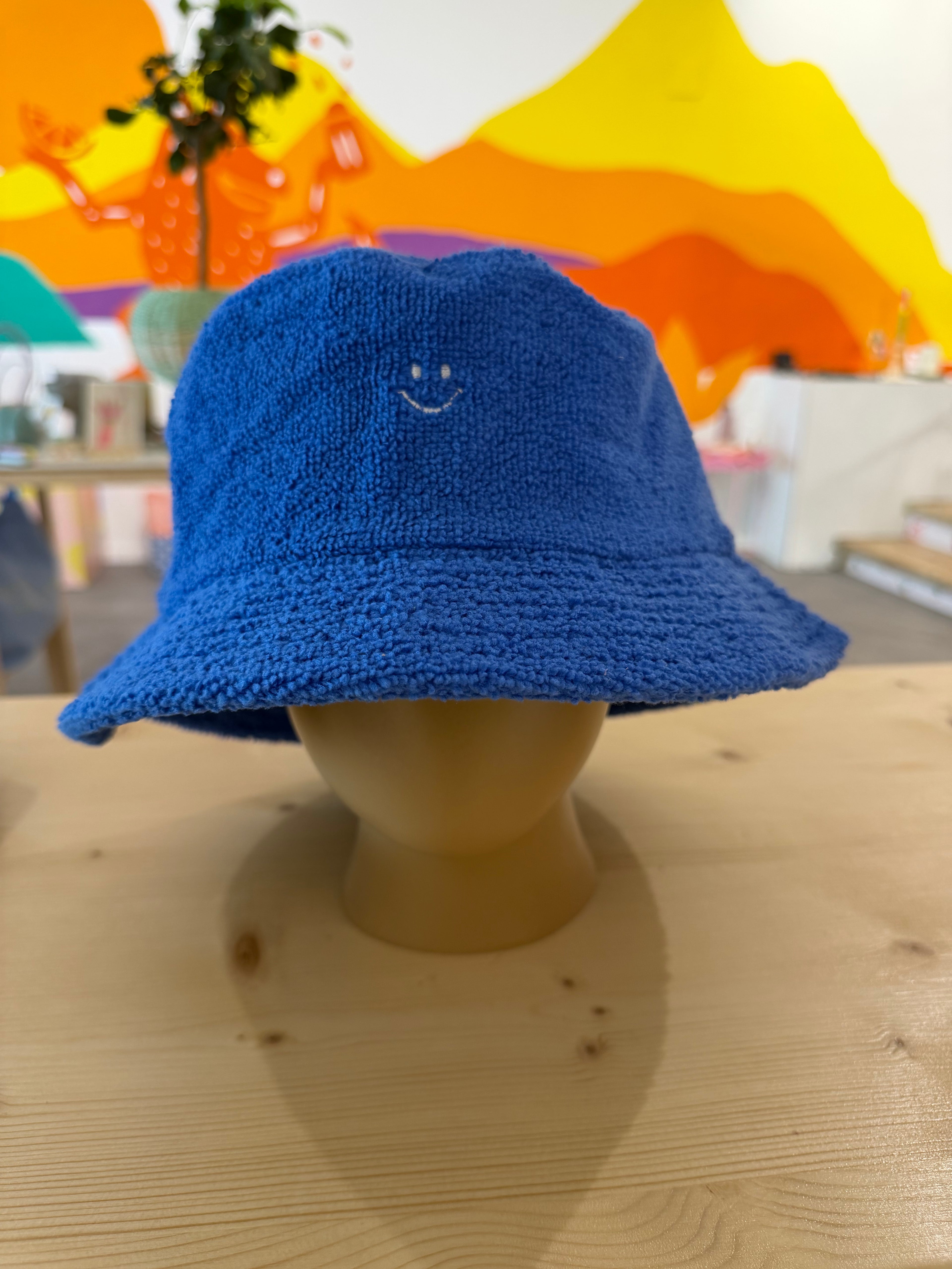 Bucket Hat Smile